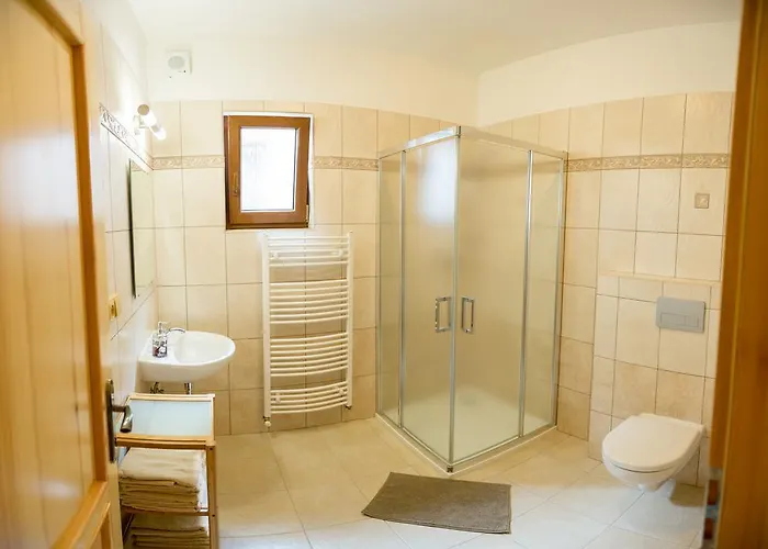 Slanskych Statek Nahorany (Hradec Kralove)